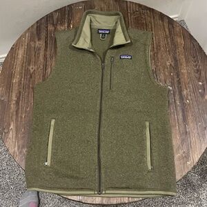 Patagonia Mens Better Sweater vest - medium